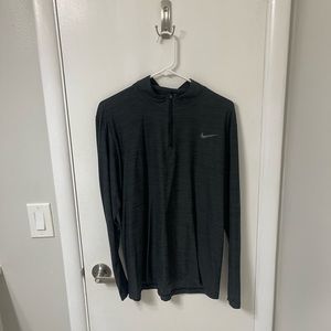Men’s Nike 1/4 Zip Pullover